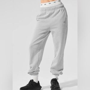 Alo Yoga Accolade Joggers 29" Size XS-M